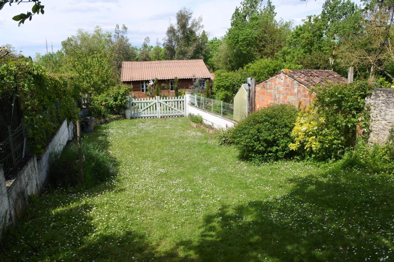 Maison De Village Spacieuse Et Confortable Le Gué-de-Velluire 외부 사진